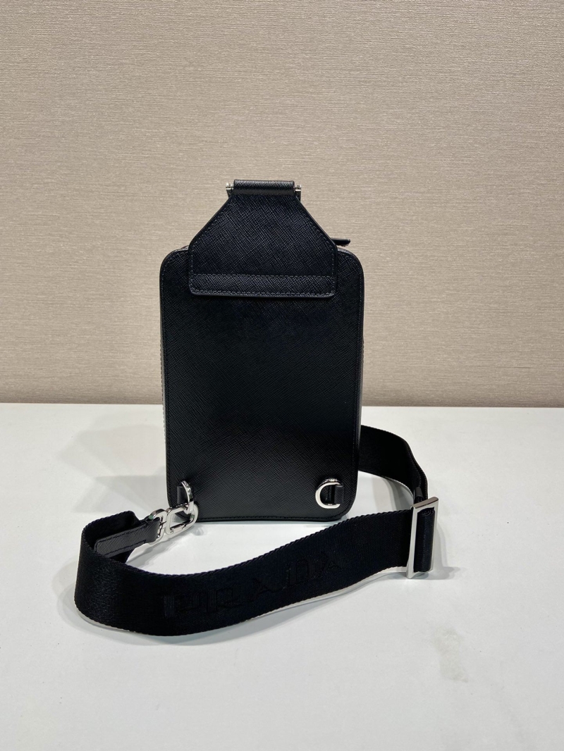 Pra*a waist chest packs